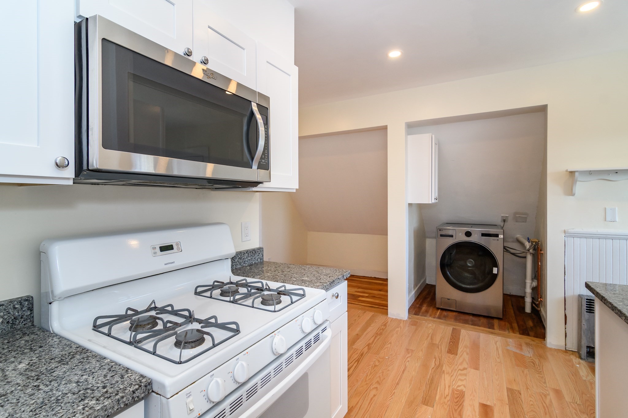 7 Haydn St # 3 Property Photo 6