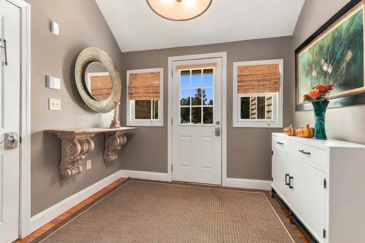 10 Reed Bent Property Photo 5