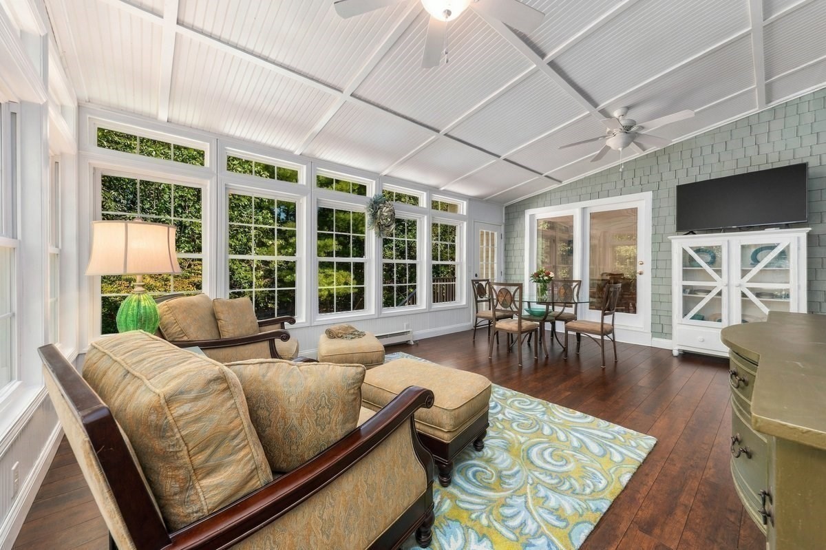 10 Reed Bent Property Photo 18