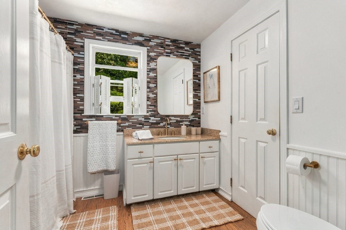 10 Reed Bent Property Photo 23