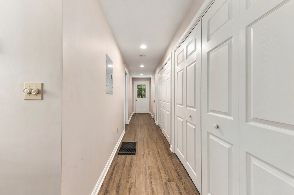 10 Reed Bent Property Photo 34