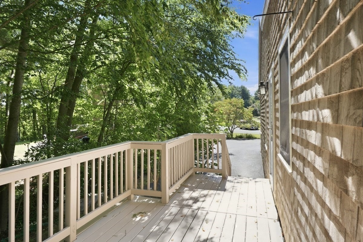 10 Reed Bent Property Photo 41