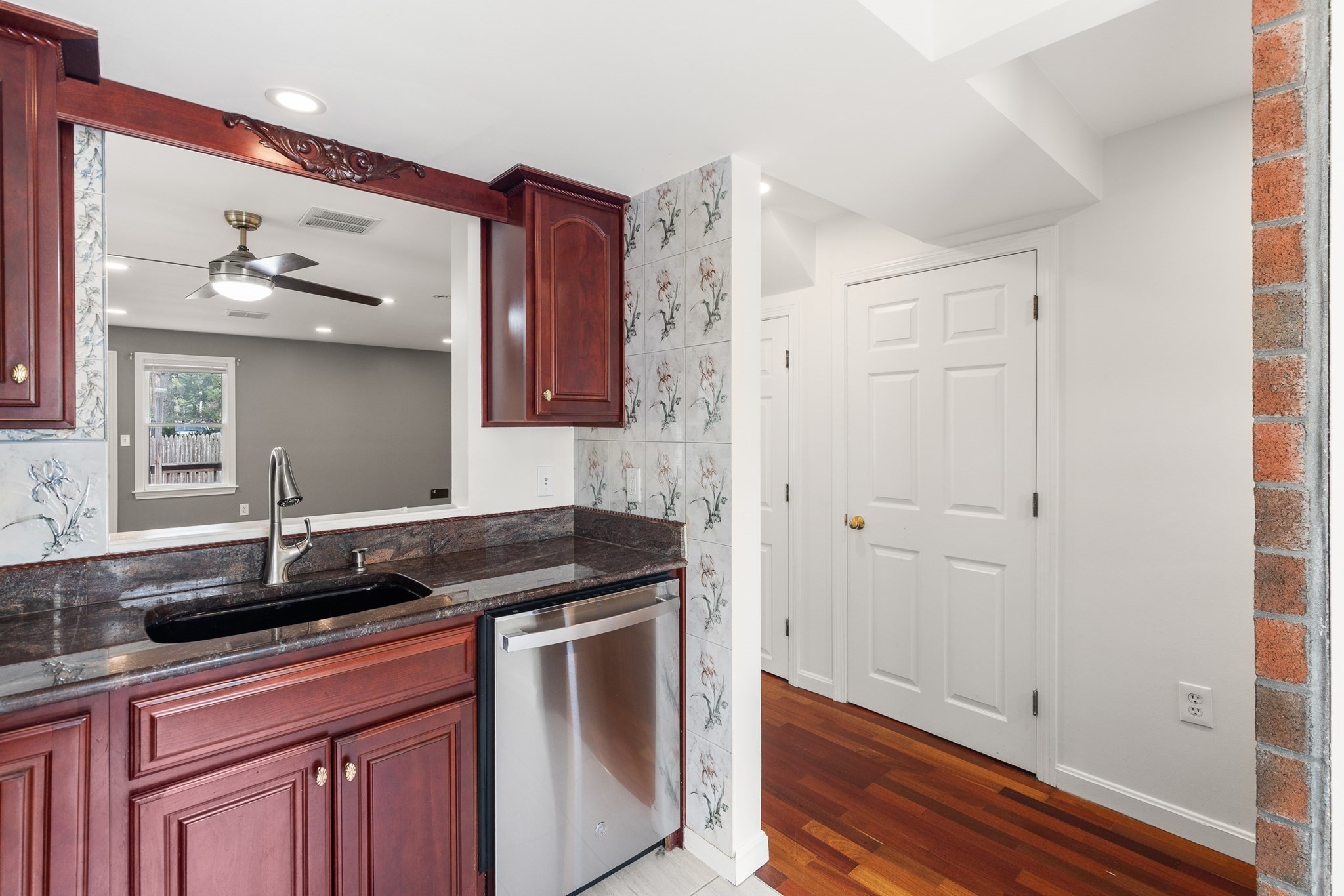 101 Brookline Way # 101 Property Photo 6