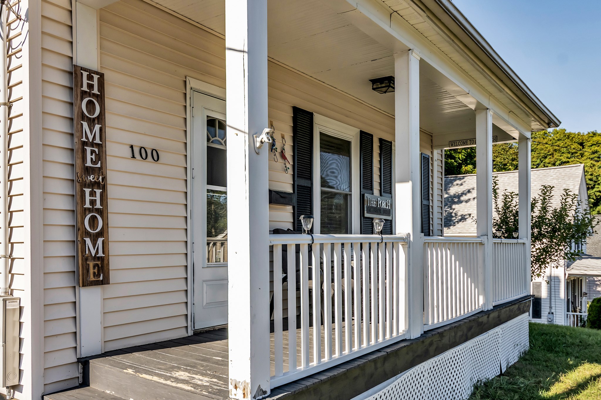 100 Clover St Property Photo 2