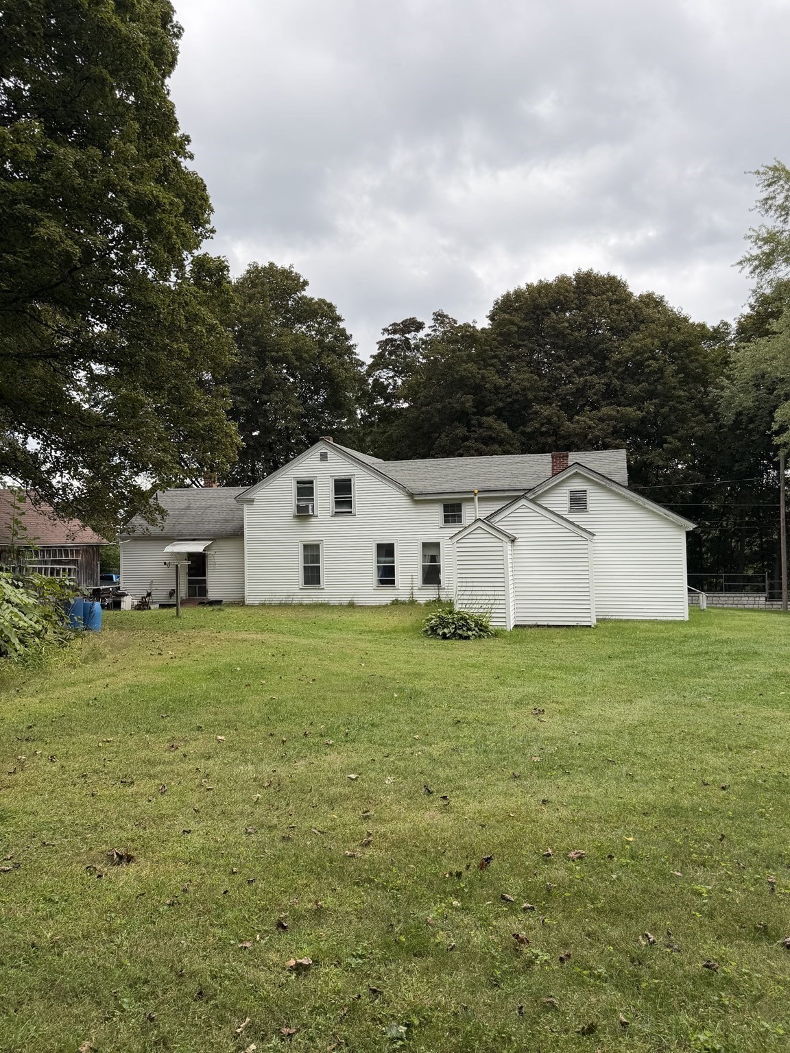 73 School St Property Photo 3