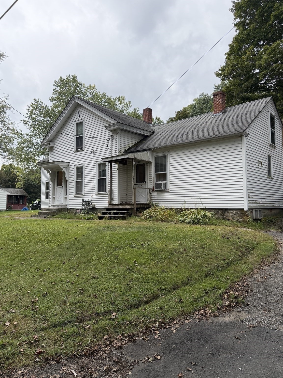 73 School St Property Photo 19