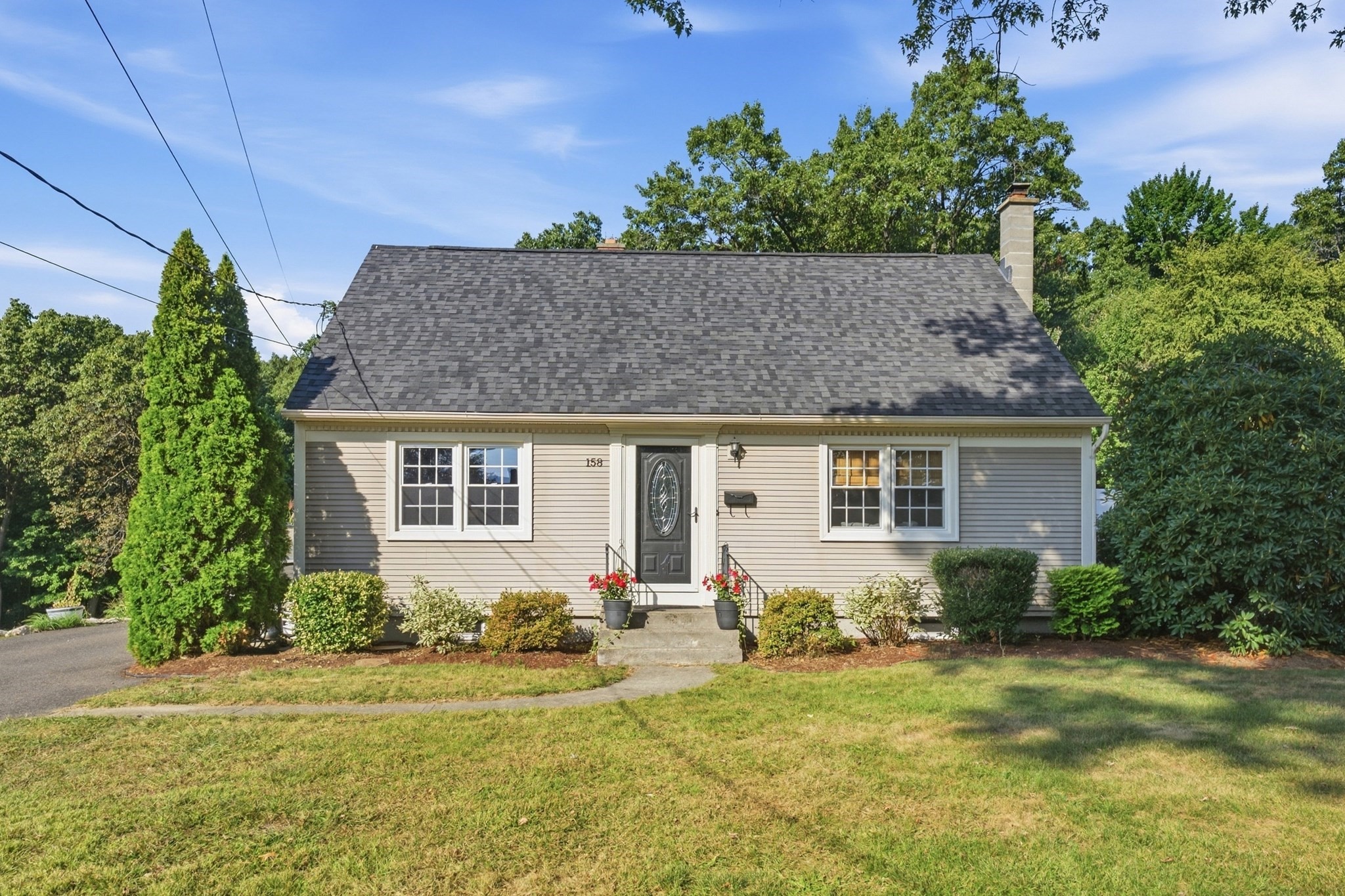 158 Telegraph Ave Property Photo 1