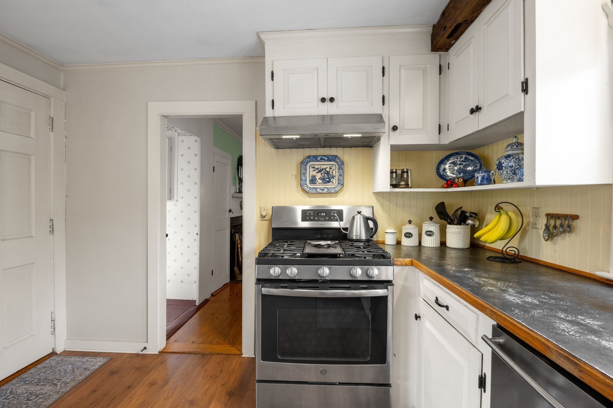 95 Millway Property Photo 6