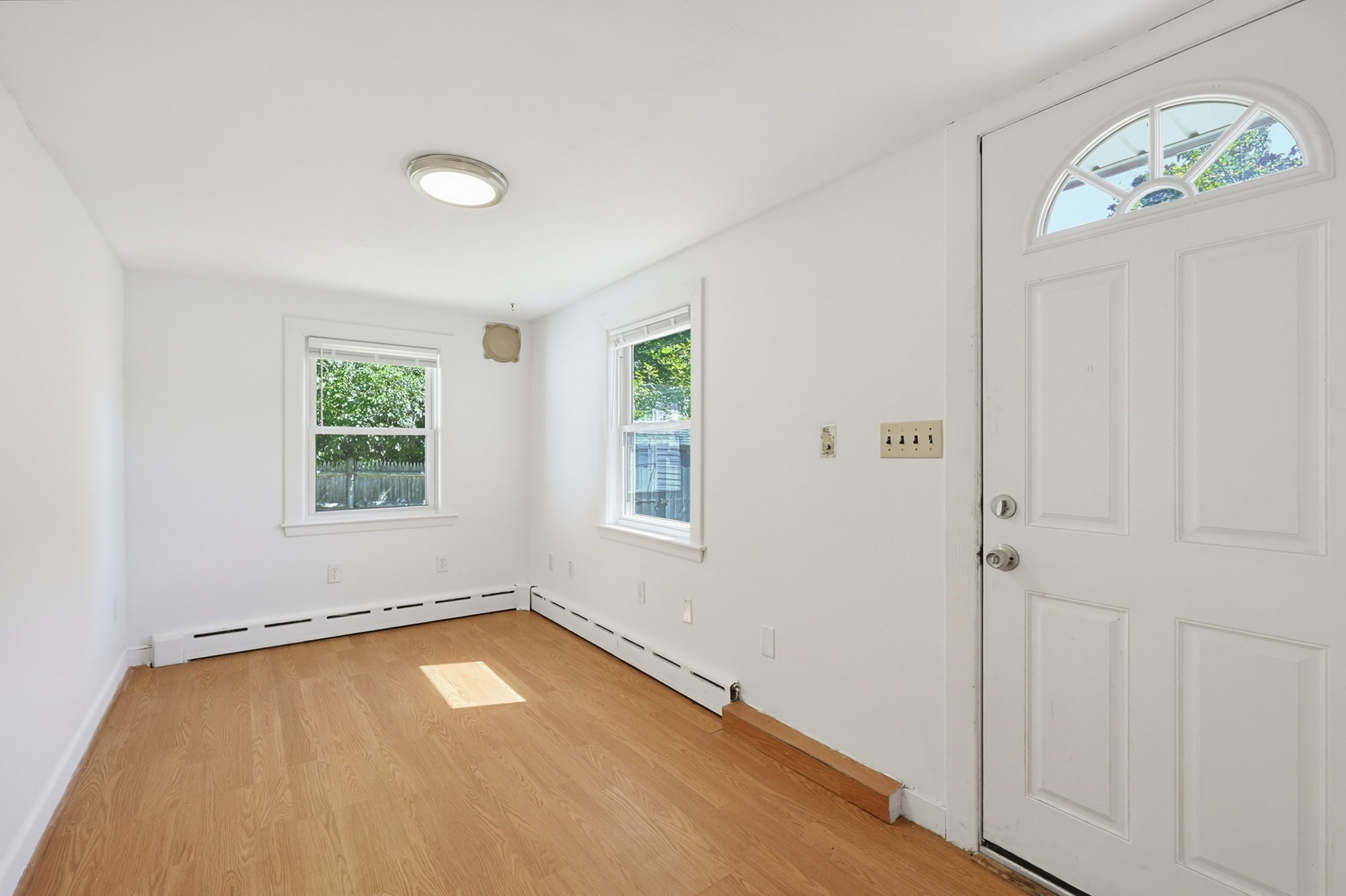28 Monroe Street Property Photo 7