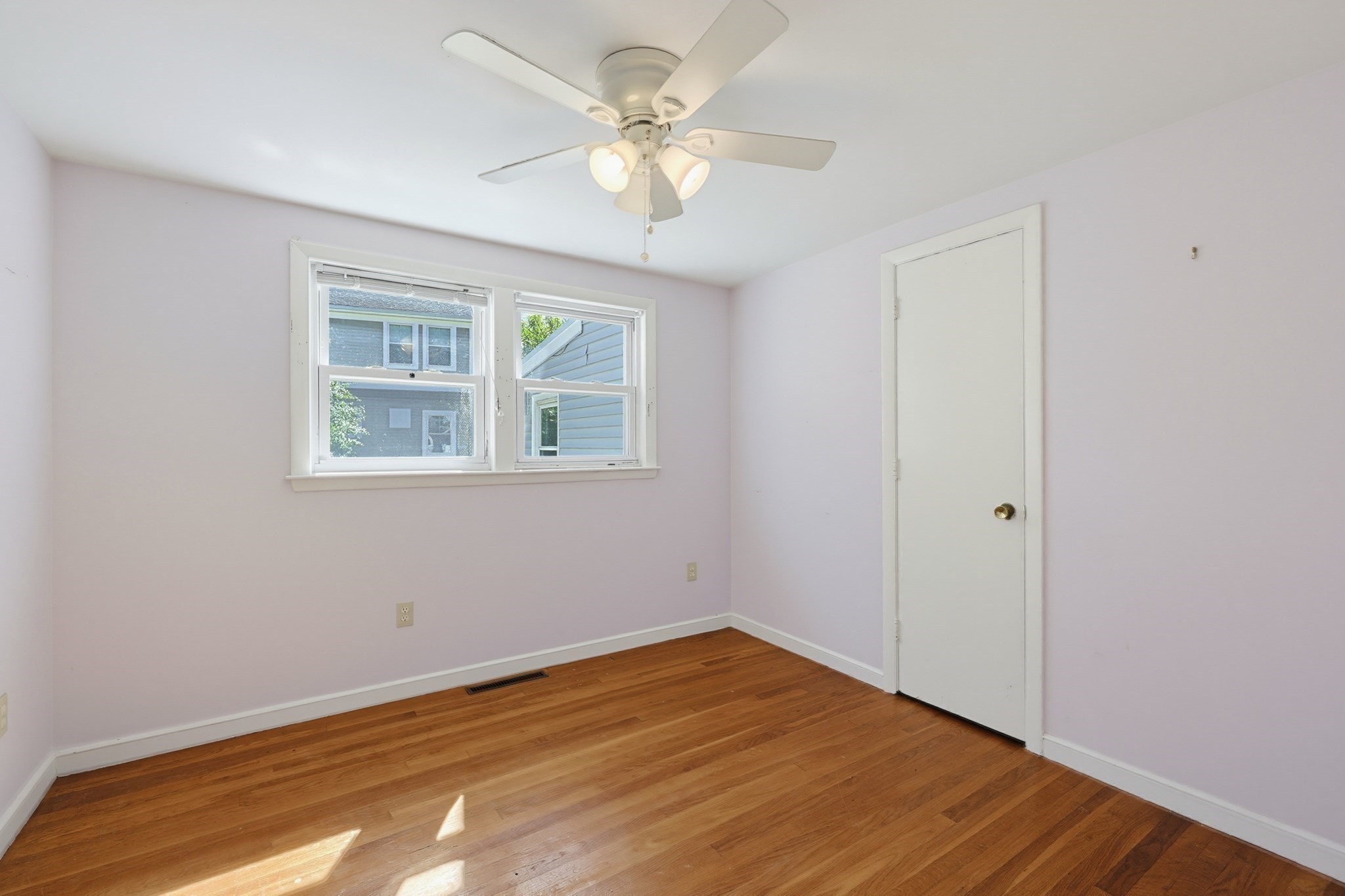 28 Monroe Street Property Photo 33