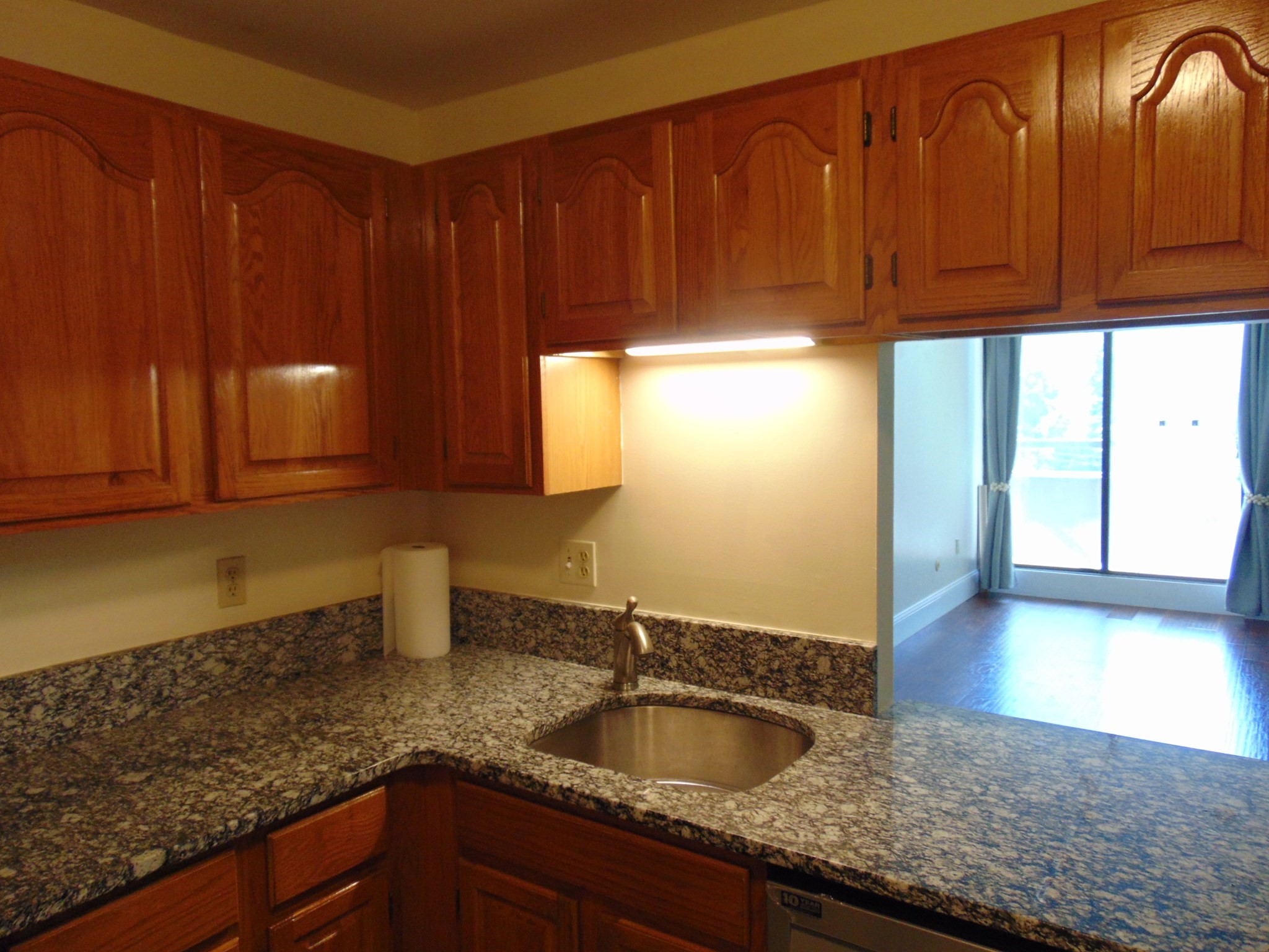 77 Adams St # 407 Property Photo 7