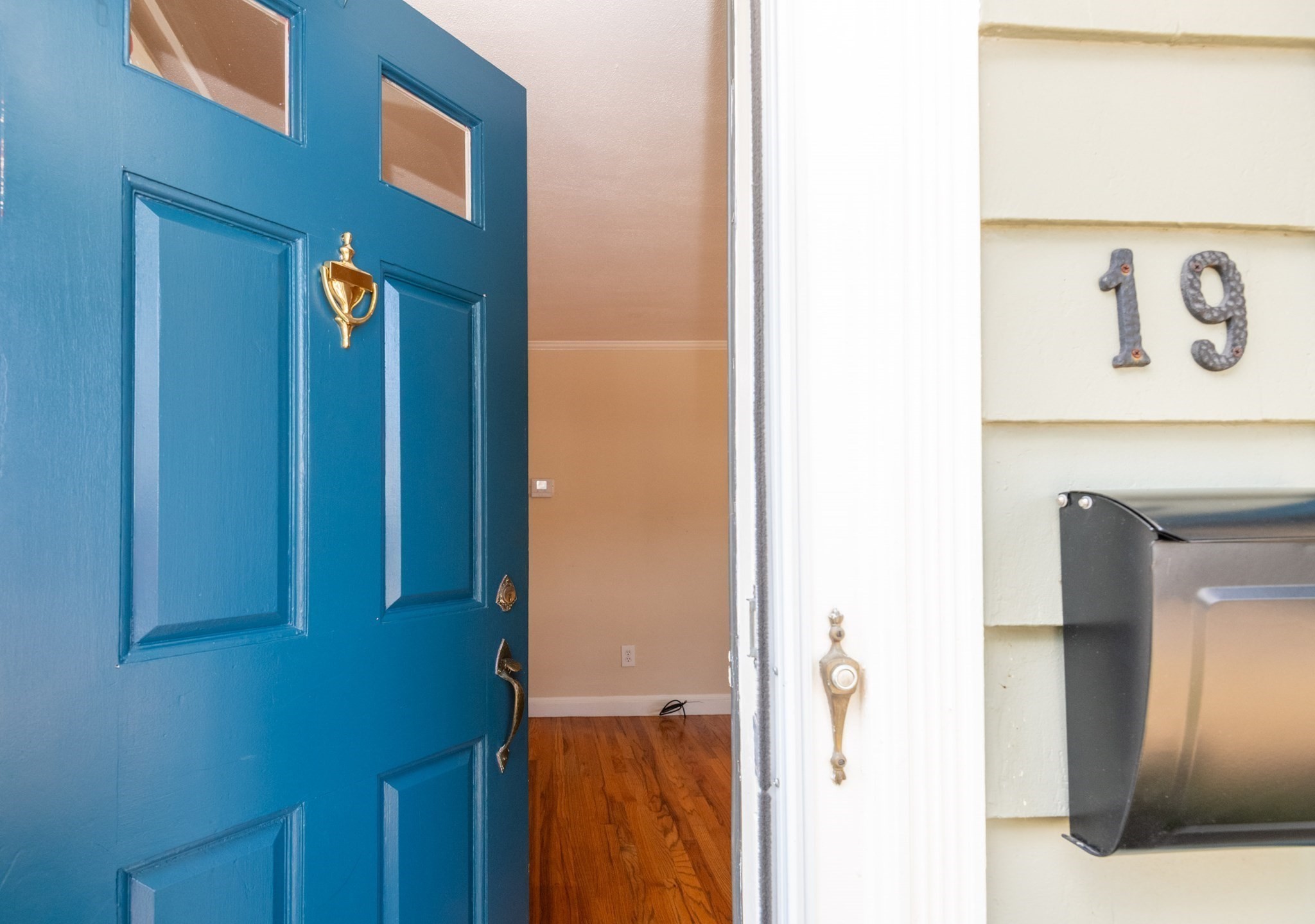19 Penny Lane Property Photo 3