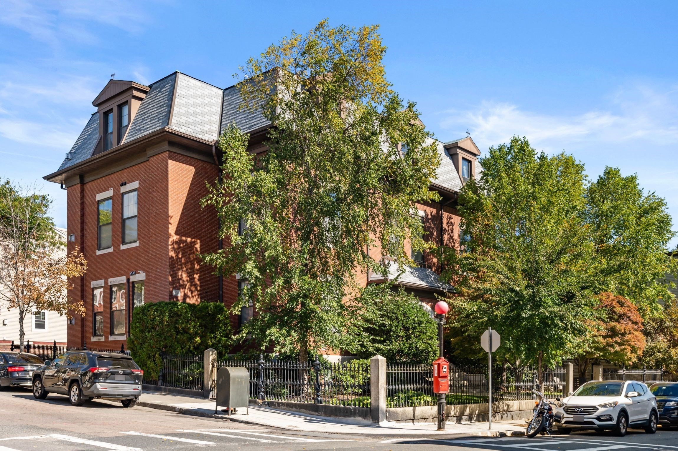 518 East 6th Street # 2 Property Photo 1