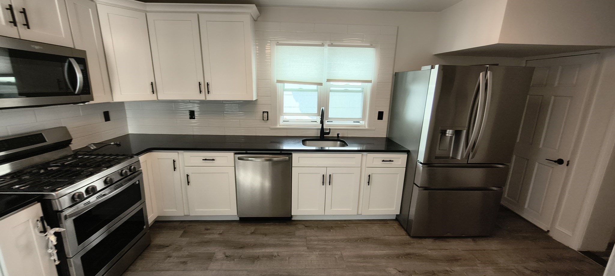 20 Pleasant View Property Photo 5