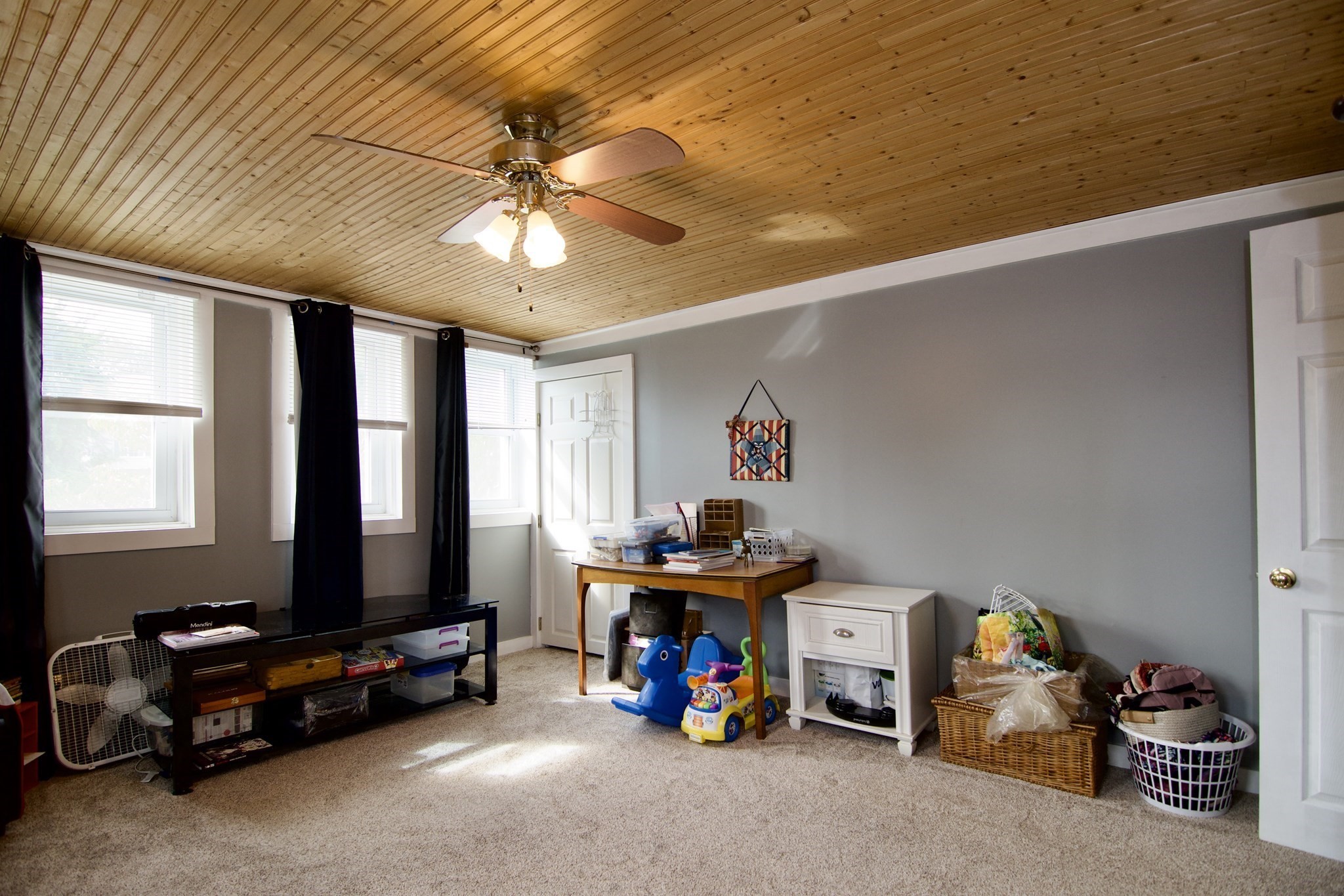 35 Thayer Ave Property Photo 23