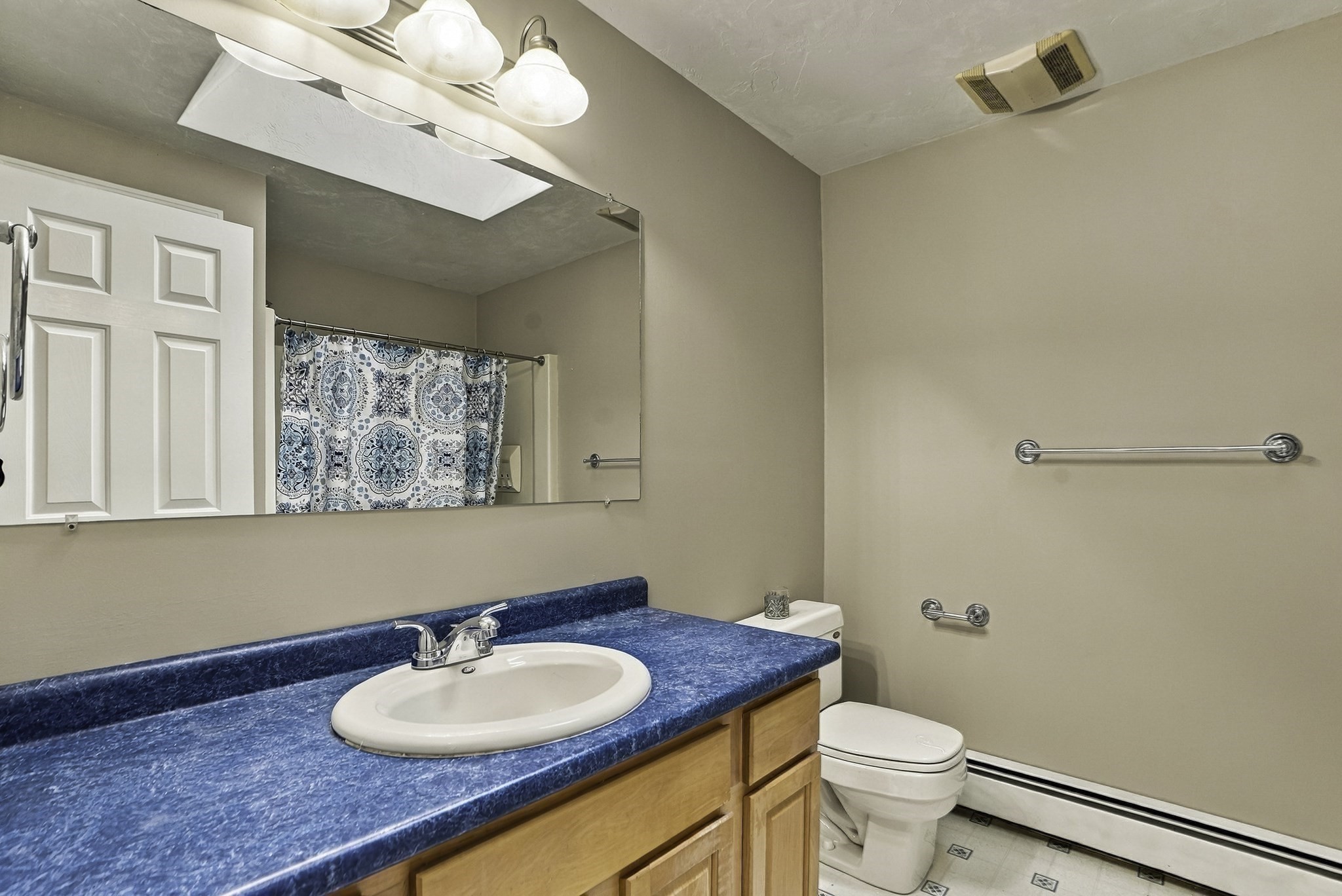 21 Lyons Rd Property Photo 31