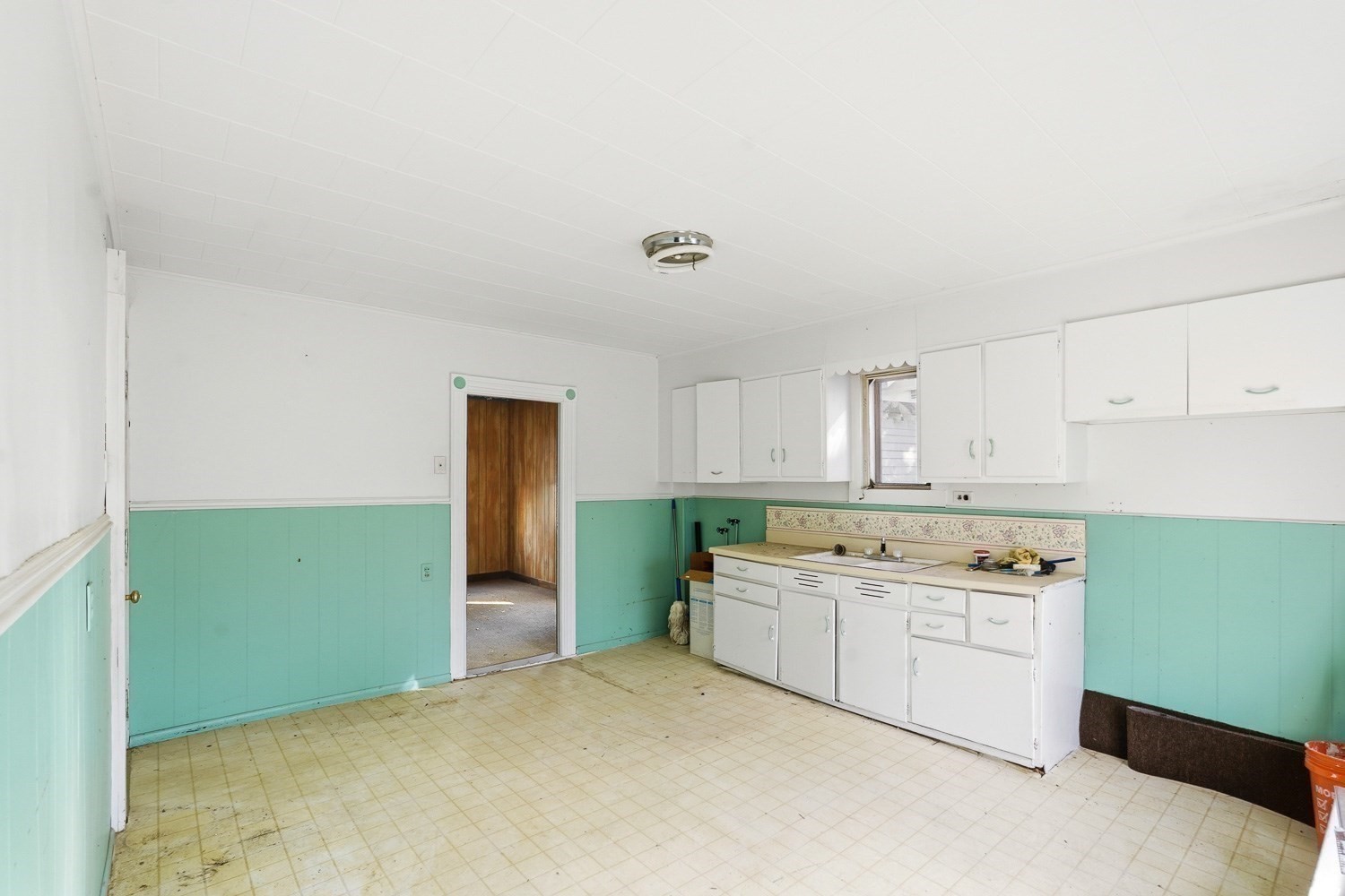7 Slater Property Photo 6