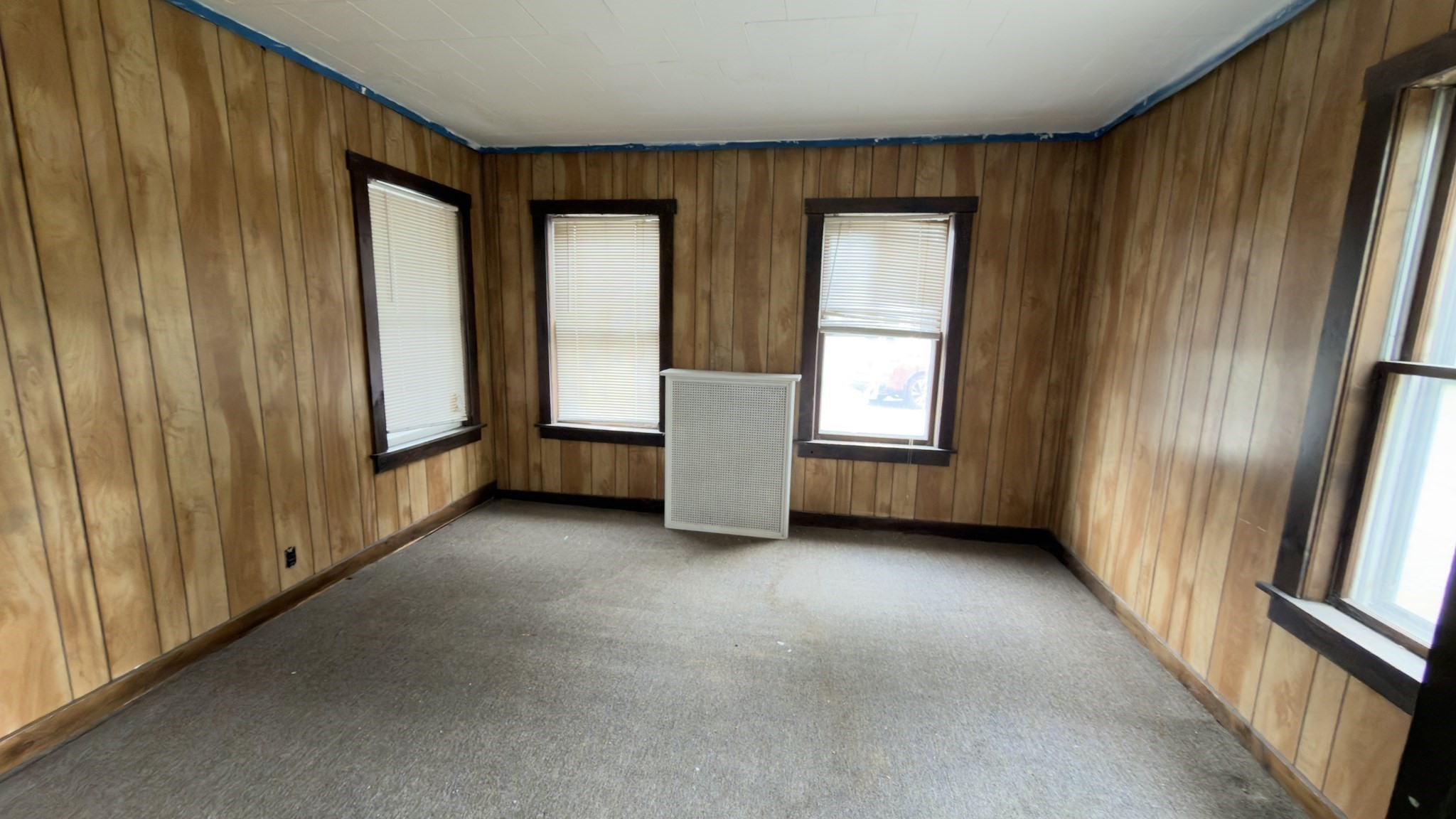 7 Slater Property Photo 11