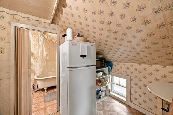 7 Slater Property Photo 25