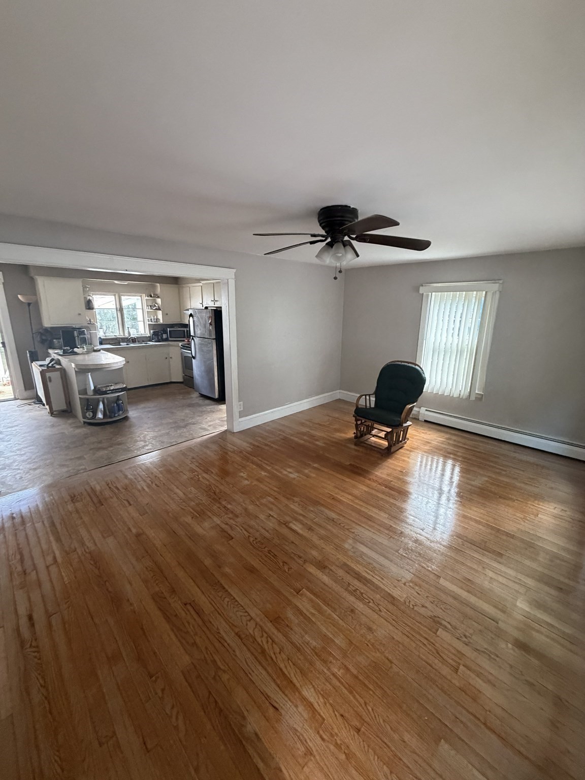 1189 Bark St Property Photo 5