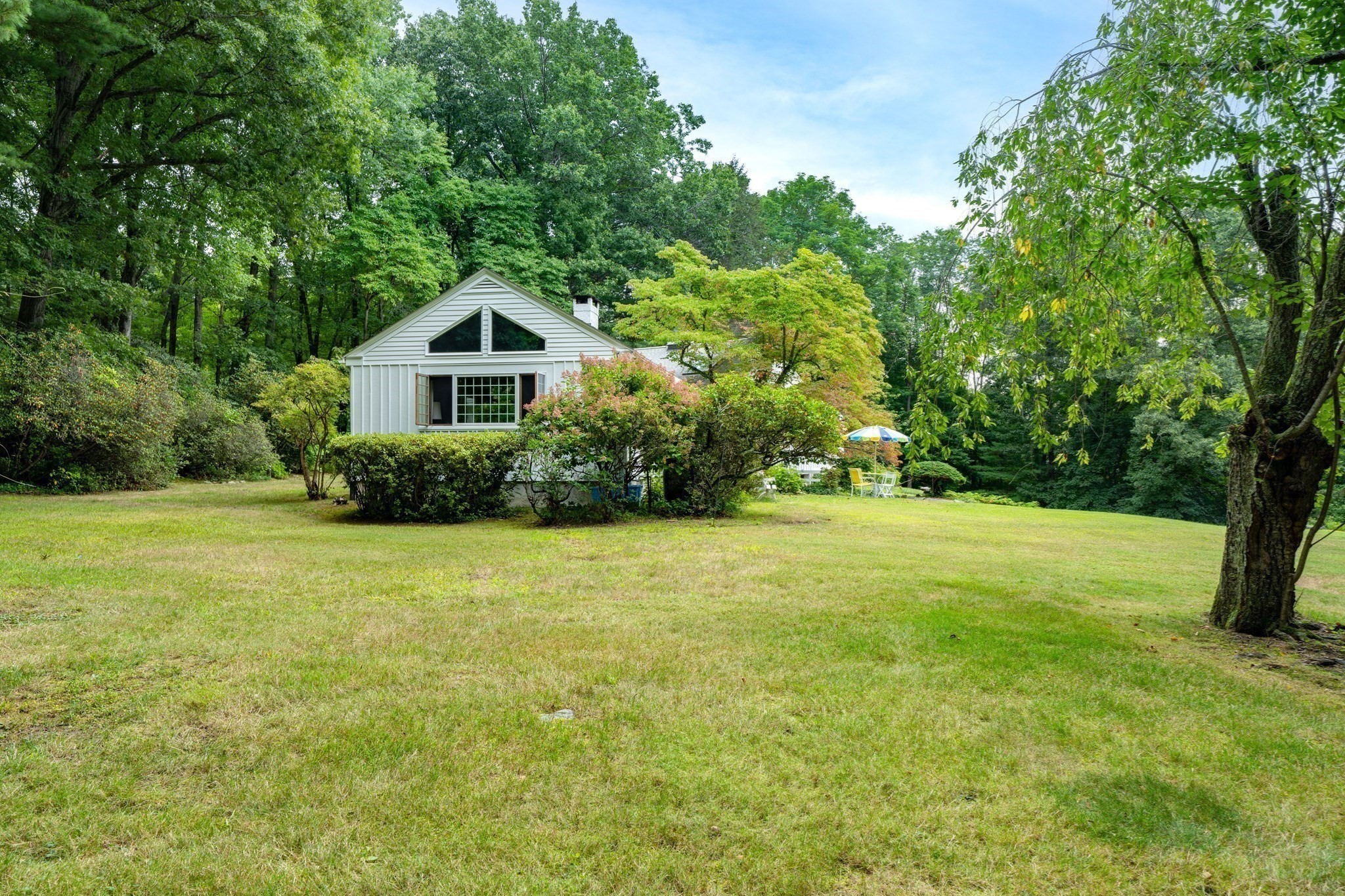 134 Maplewood Terrace Property Photo 7