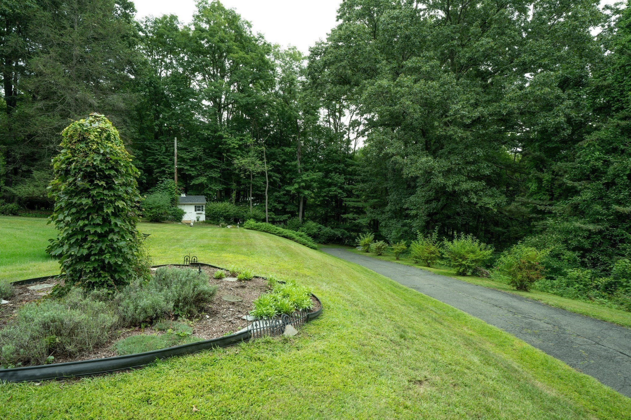 134 Maplewood Terrace Property Photo 25