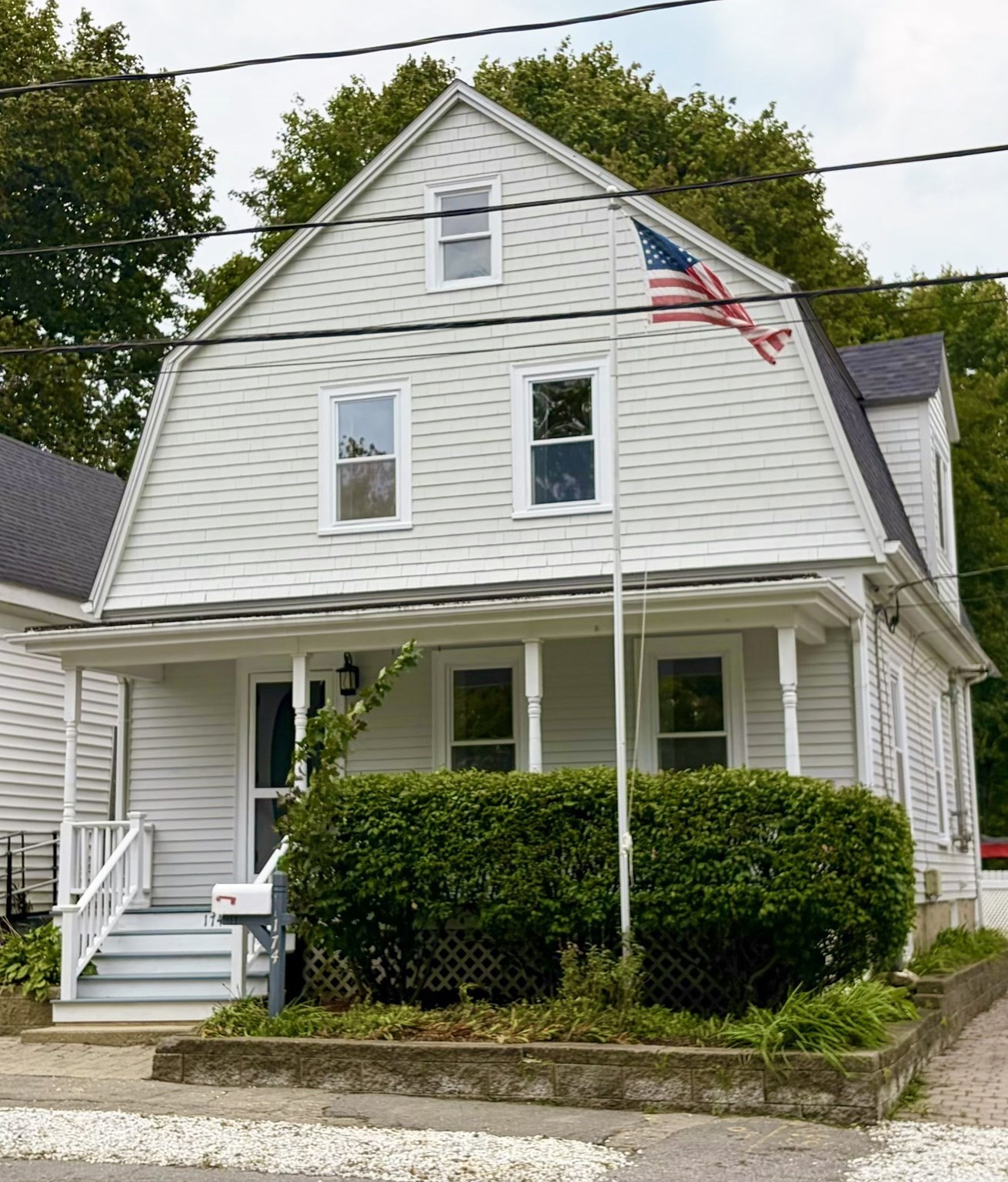 174 Center Avenue Property Photo 1