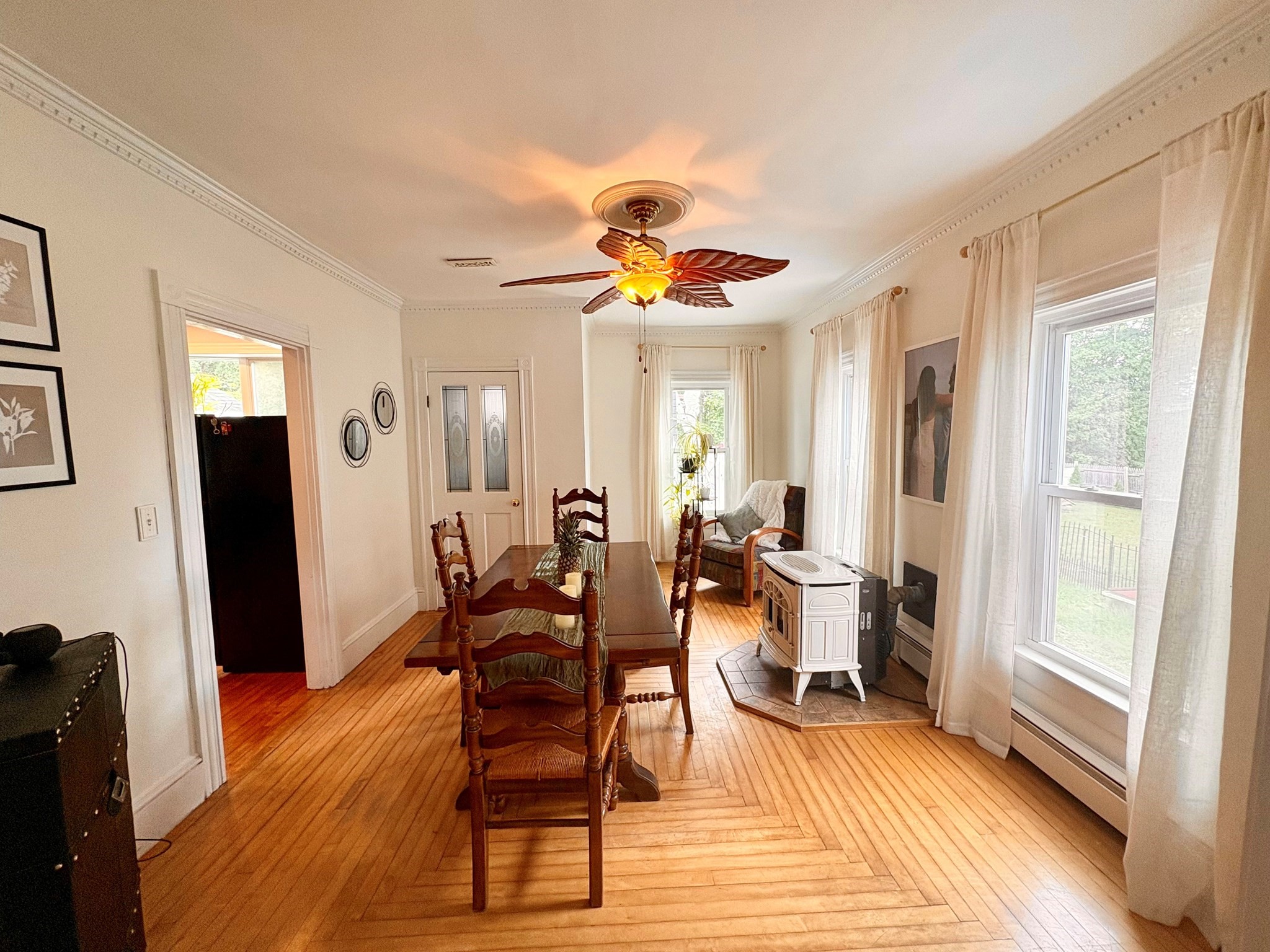 174 Center Avenue Property Photo 5