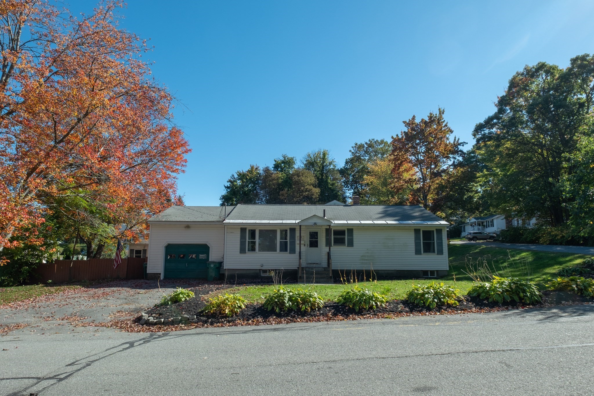 179 Reingold Ave Property Photo 1