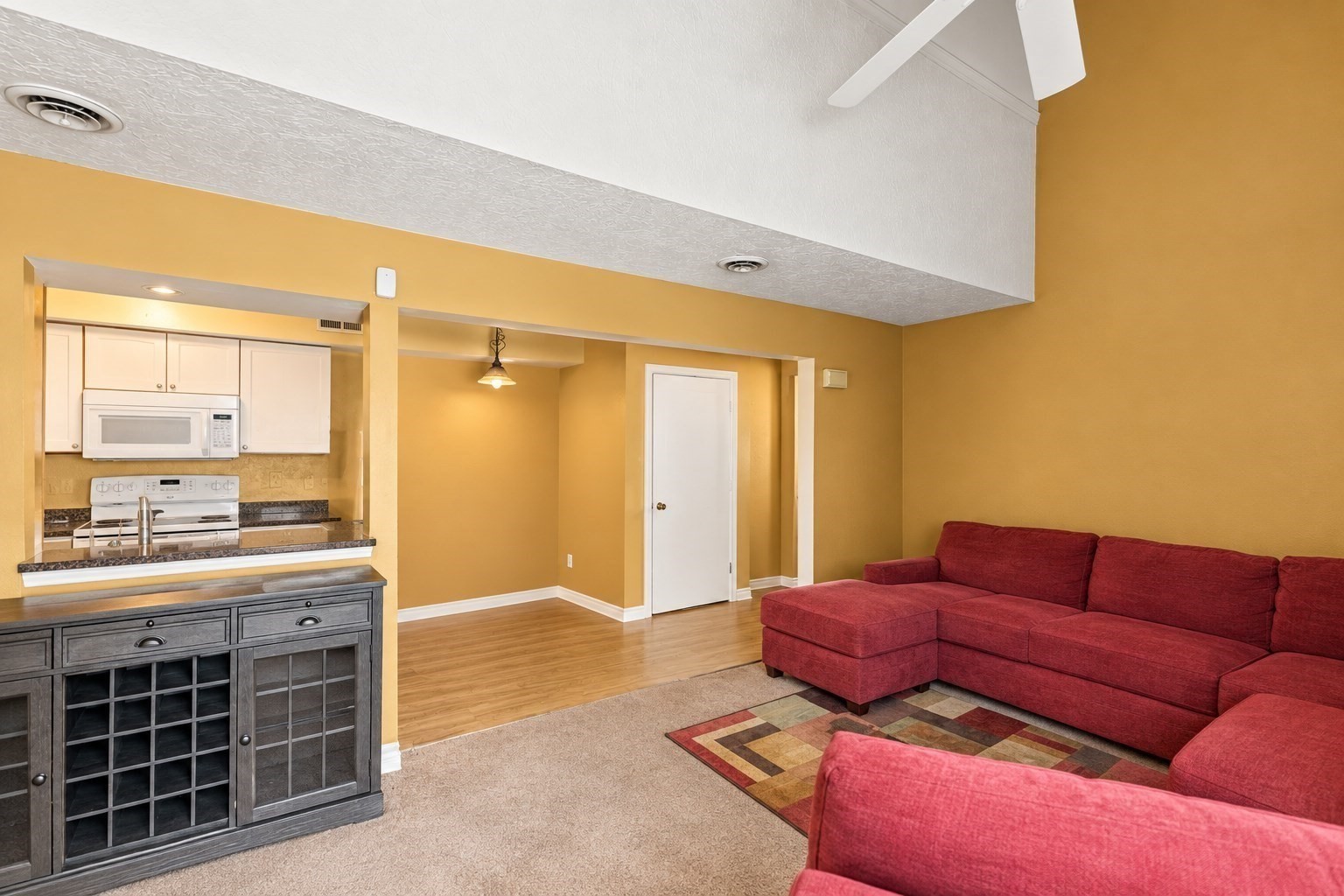 207 Lake St # 77 Property Photo 18
