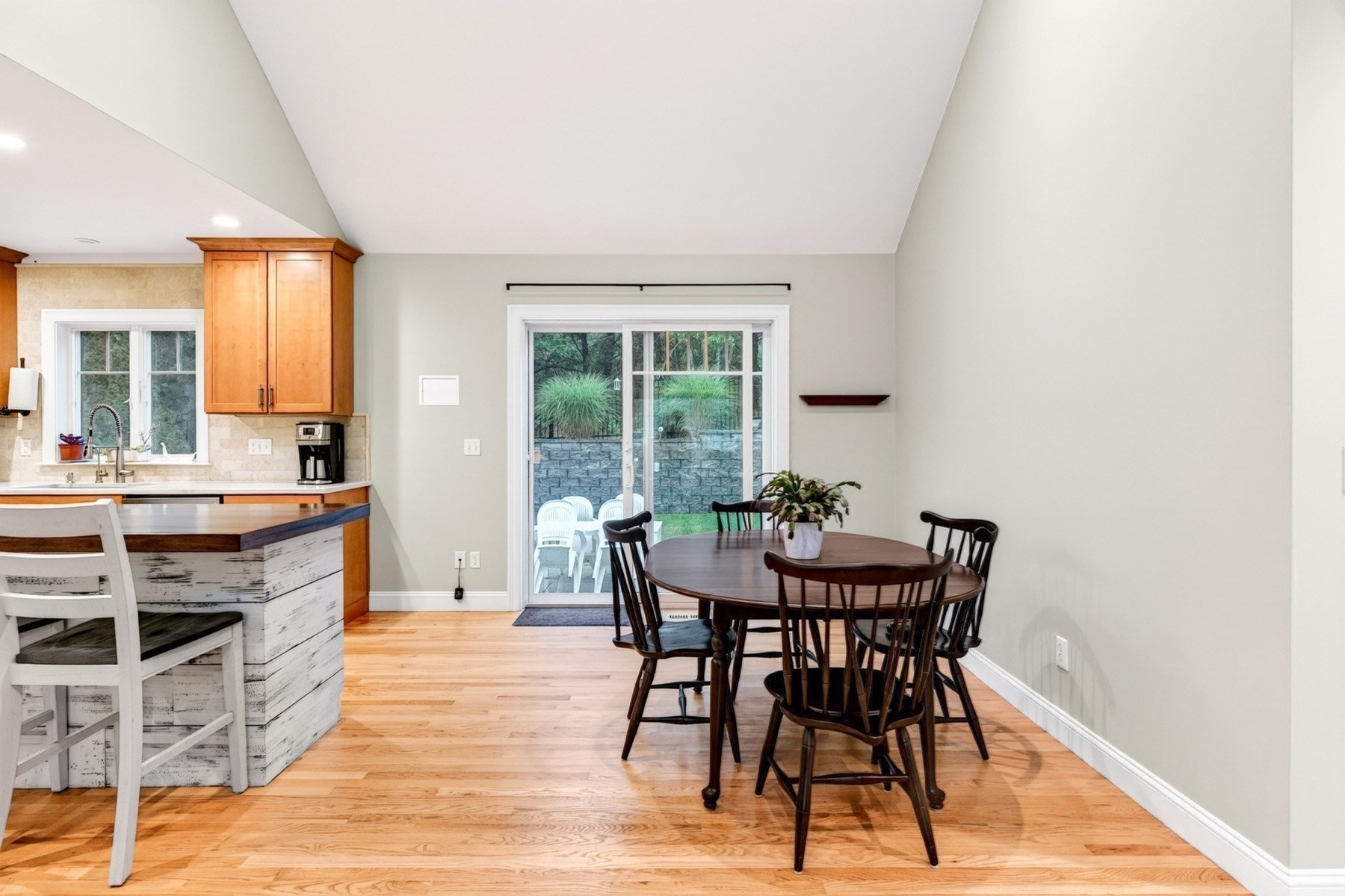 276 Pheasant Hill Cir Property Photo 12