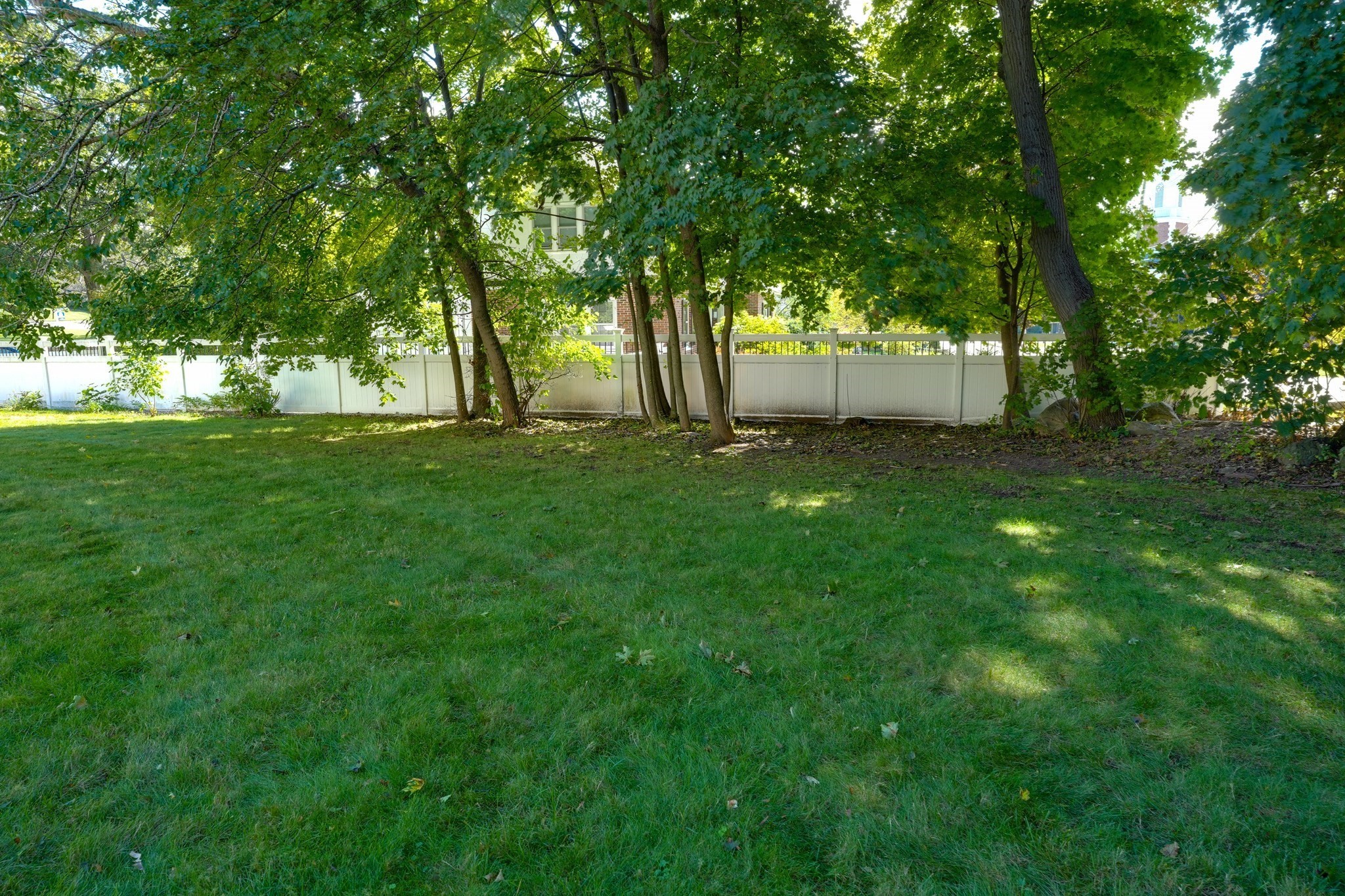 122 Maple Street Property Photo 9
