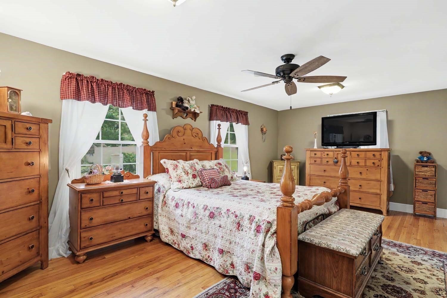25 Tingley Property Photo 22