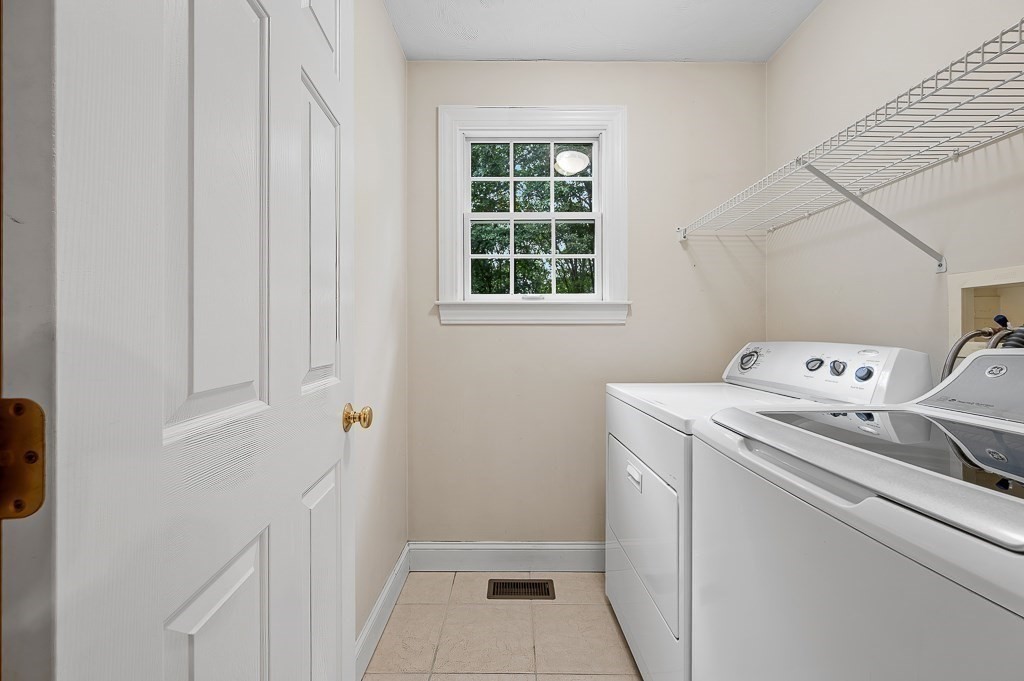 91 Hartness Road Property Photo 27