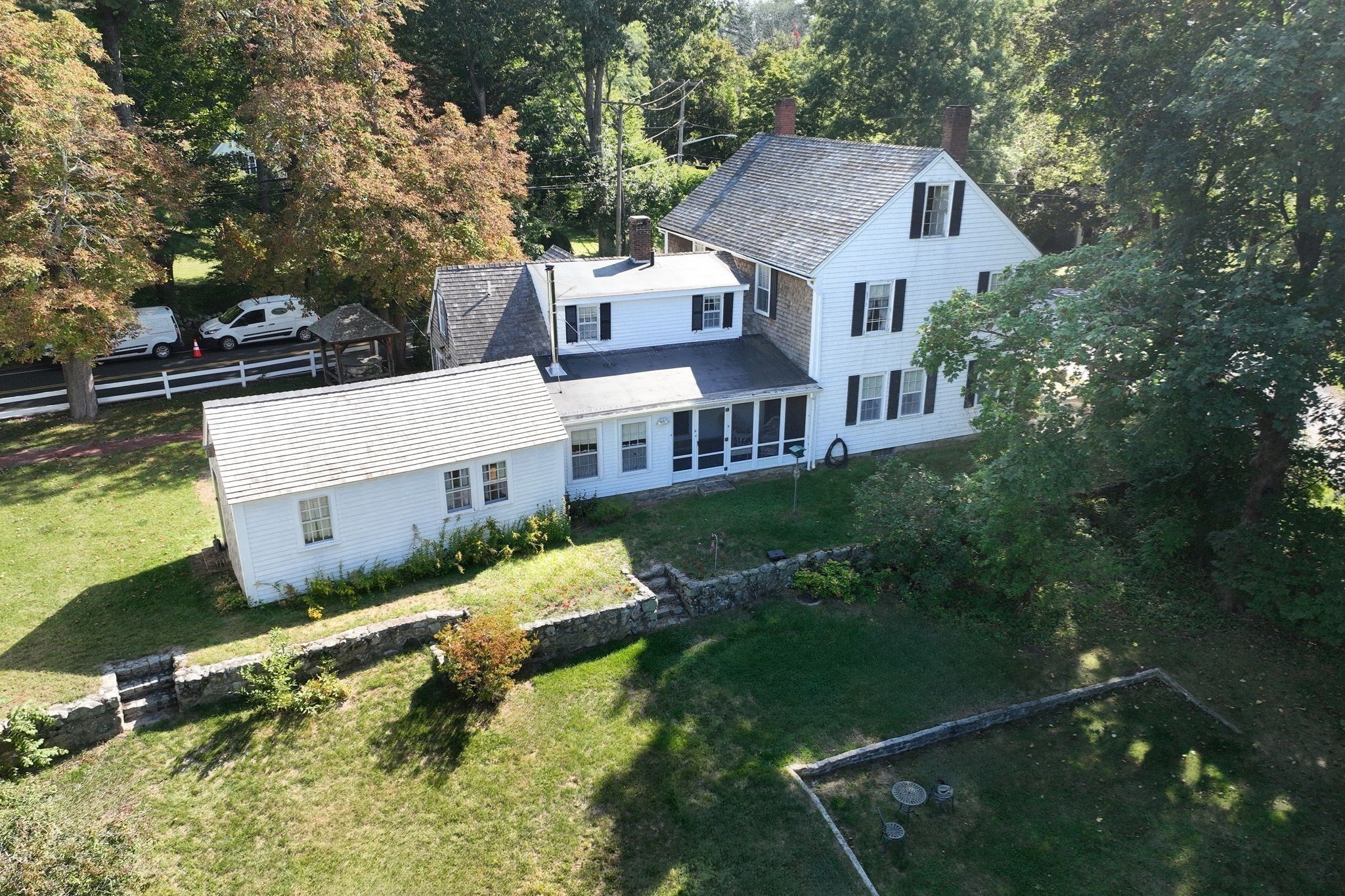612 First Parish Road Property Photo 6