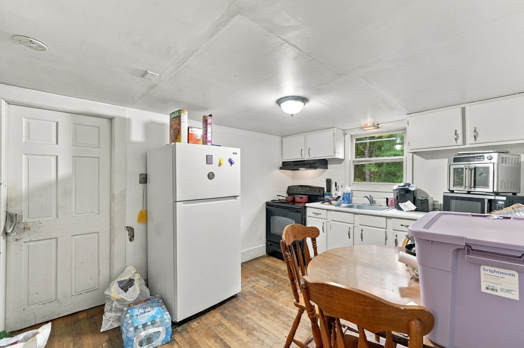 12 Chase Property Photo 7