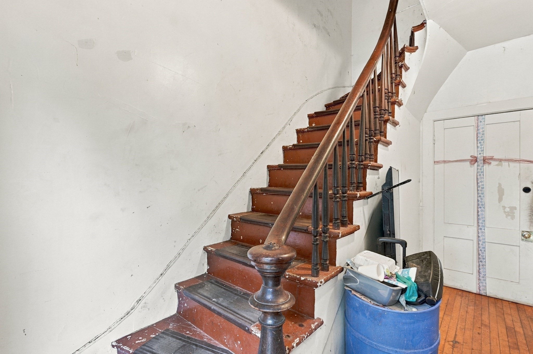 12 Chase Property Photo 19