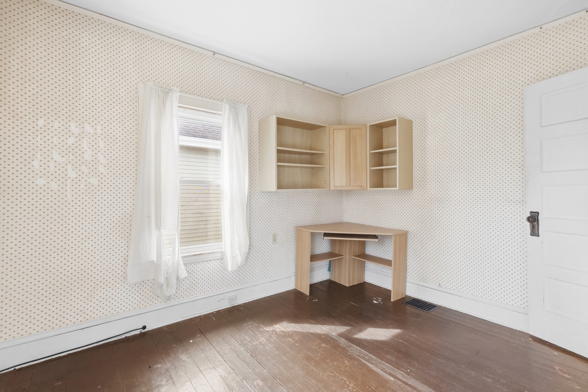 70 Rounds St Property Photo 25