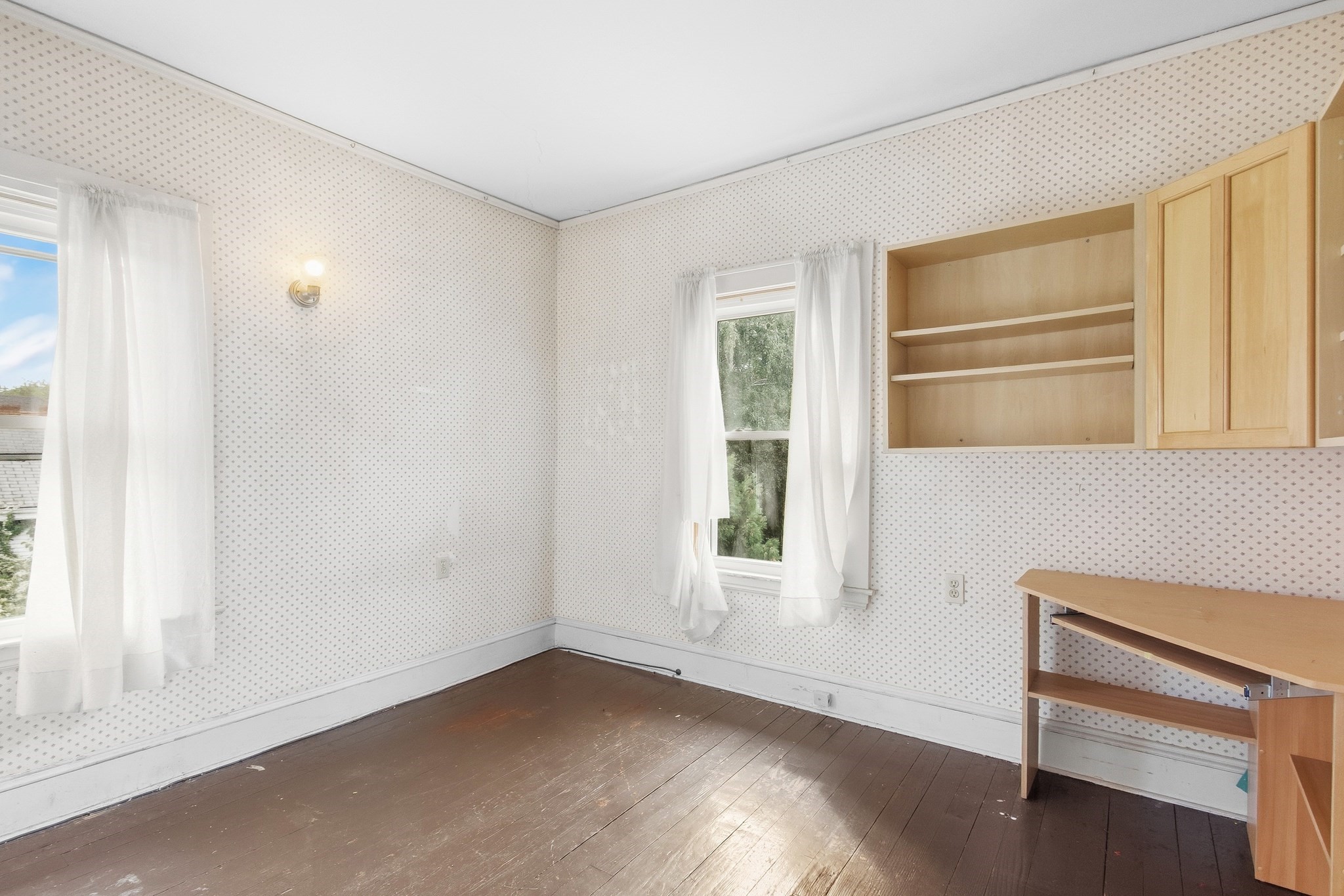 70 Rounds St Property Photo 26