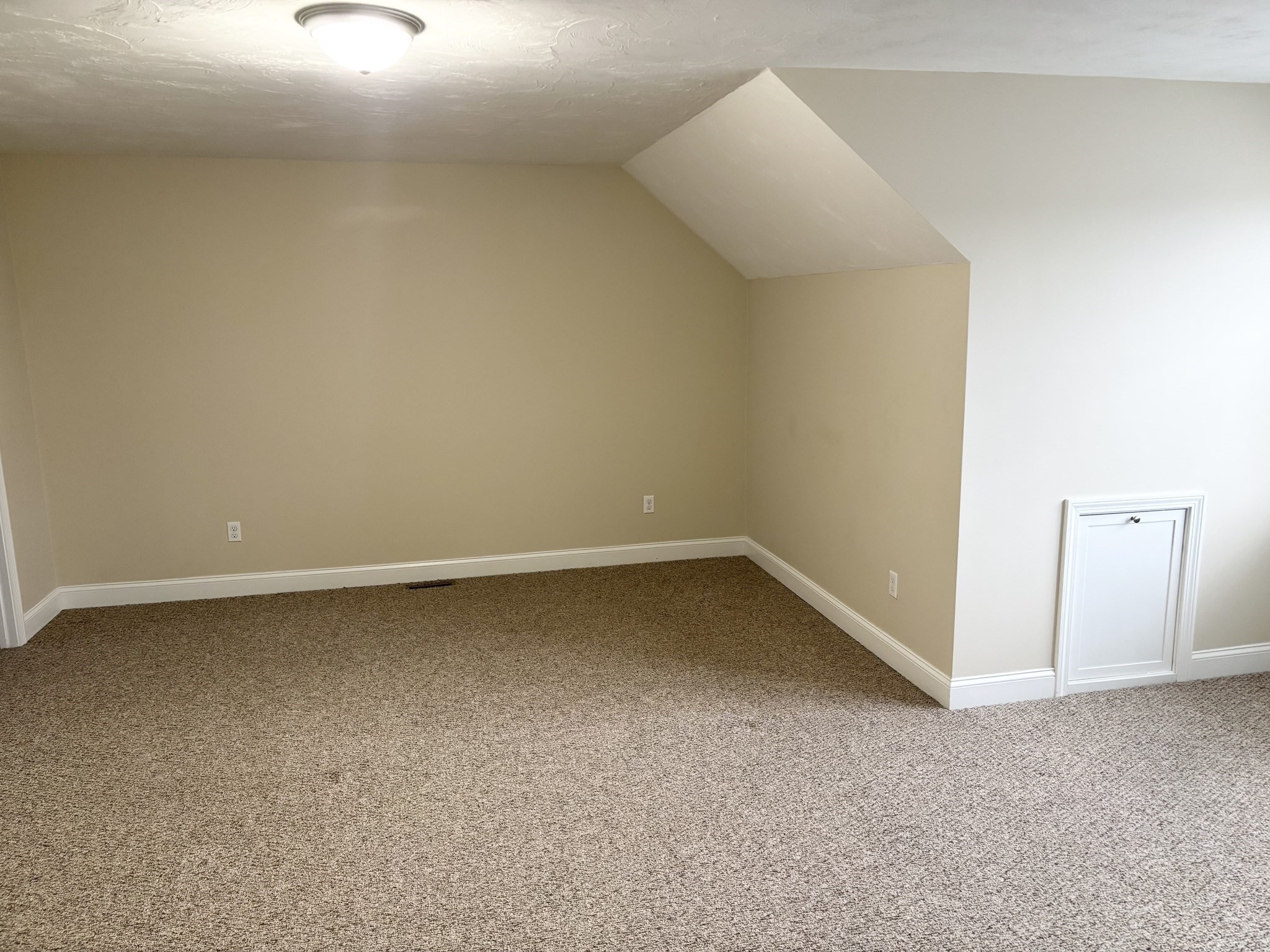 17 Pratt Street # 103 Property Photo 13