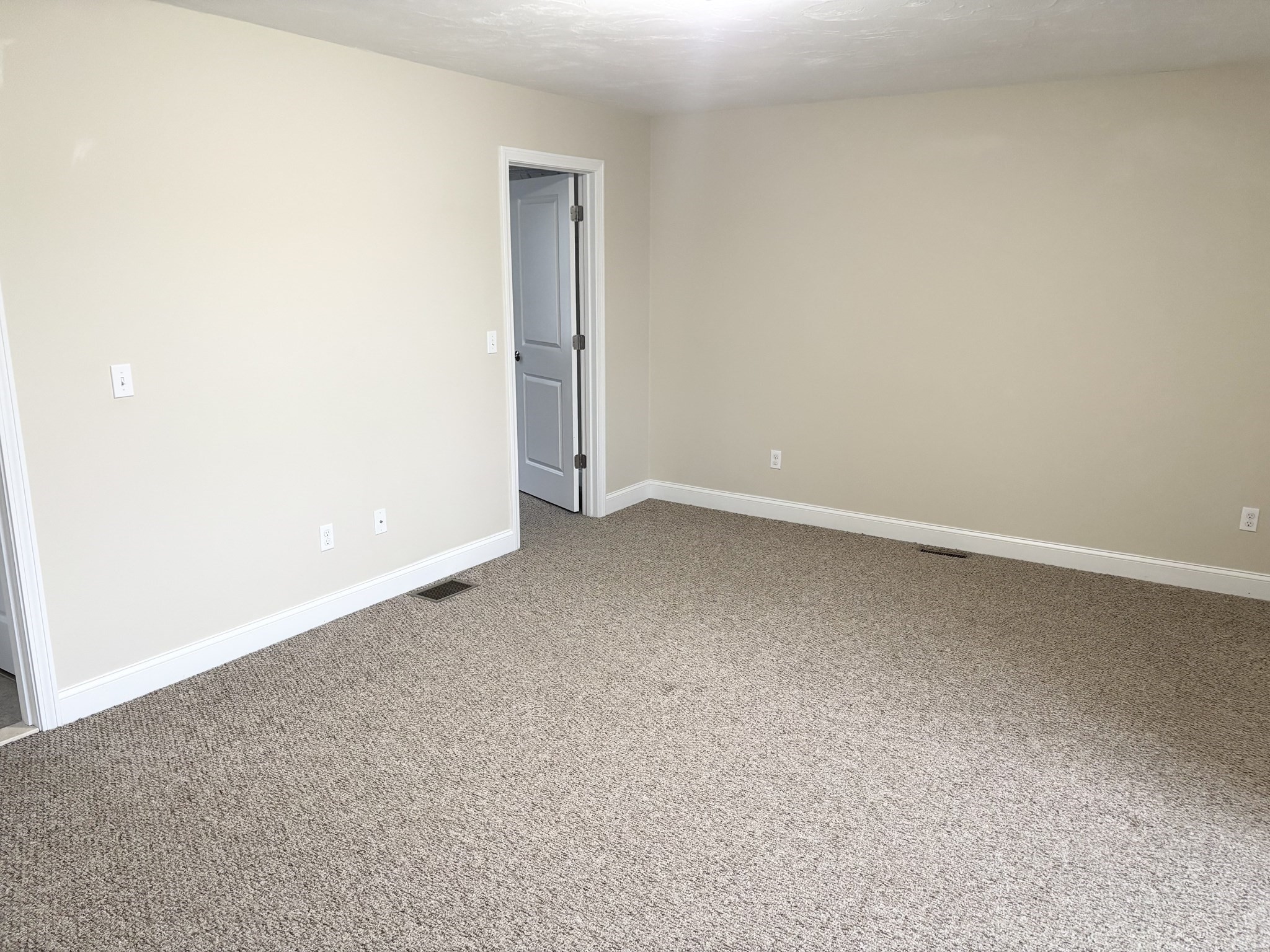 17 Pratt Street # 103 Property Photo 14