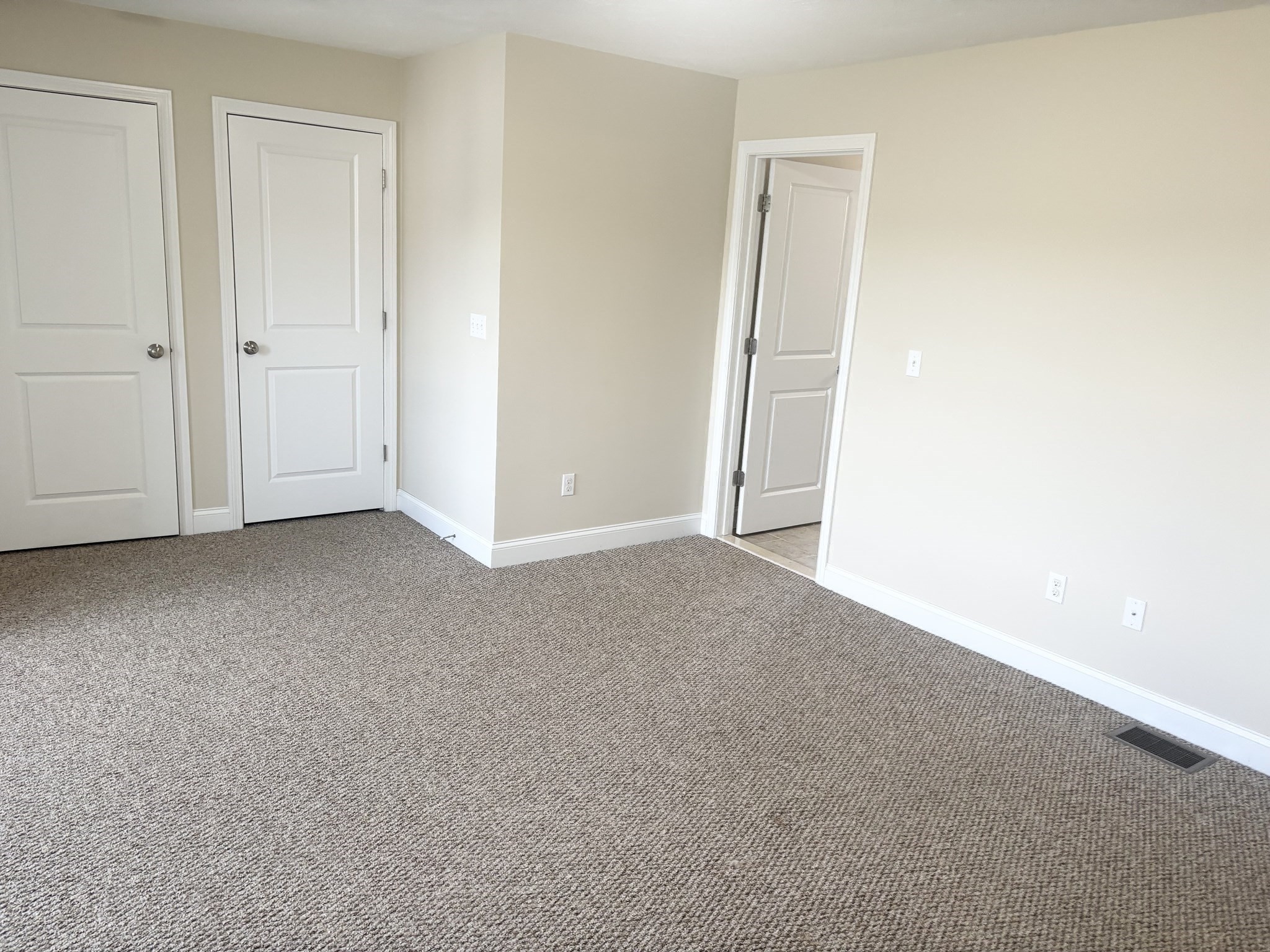 17 Pratt Street # 103 Property Photo 15