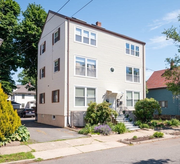 17 Herschel St # 3 Property Photo 17