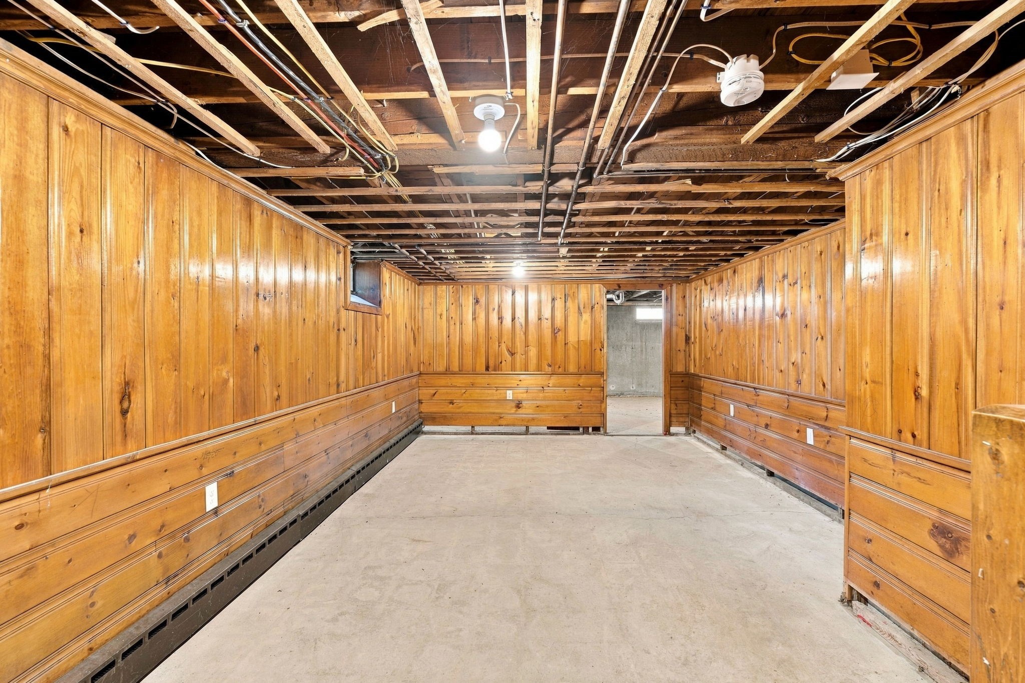 140 S Main St Property Photo 17
