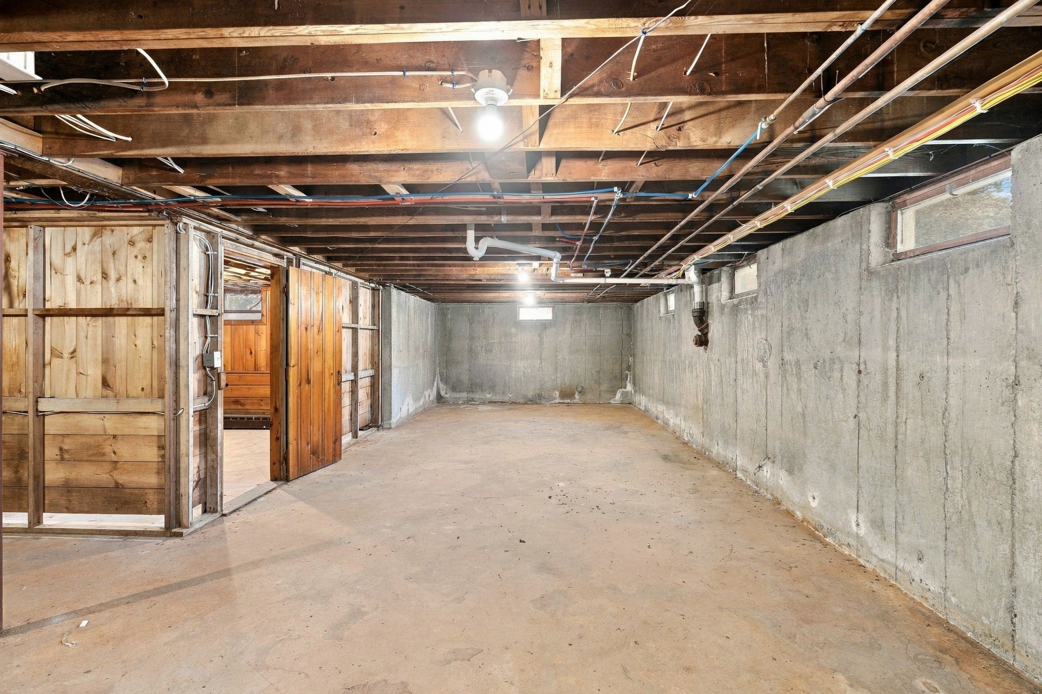 140 S Main St Property Photo 22
