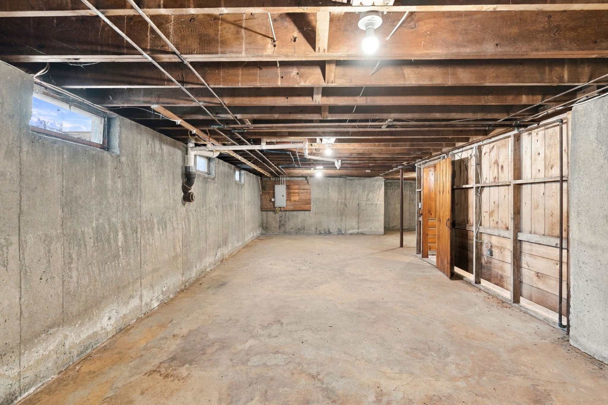 140 S Main St Property Photo 23