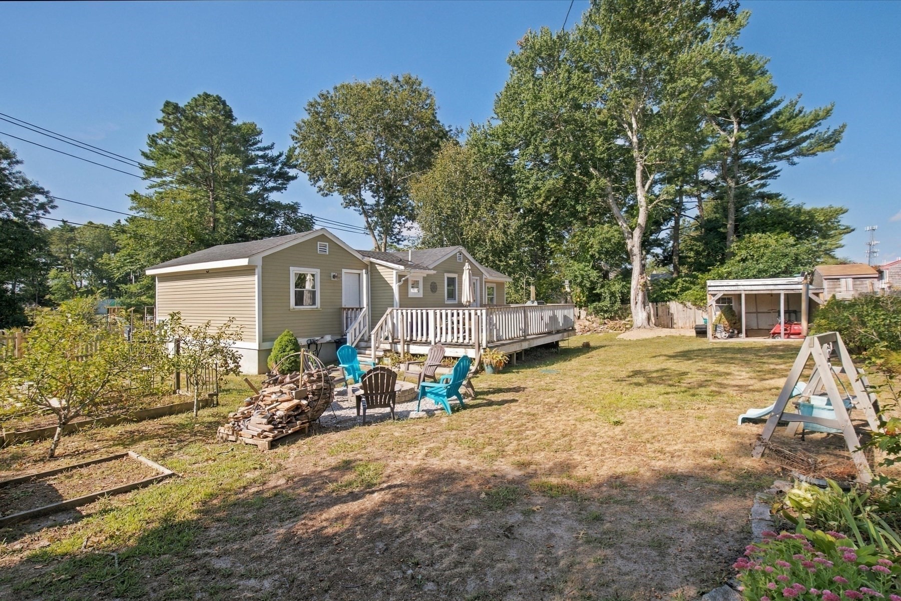15 Summer St Property Photo 25
