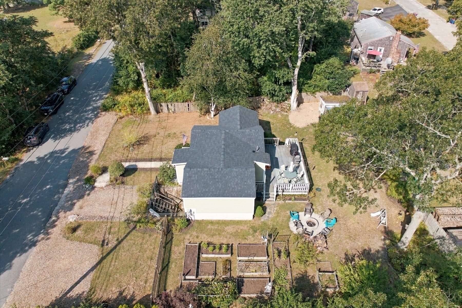 15 Summer St Property Photo 33