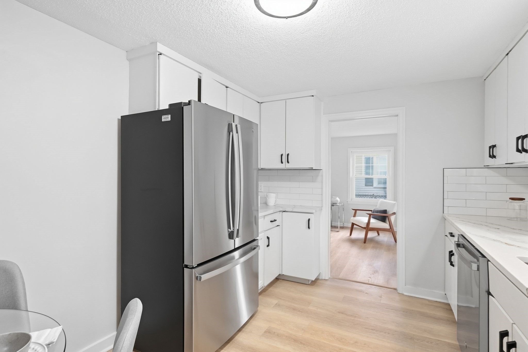 48 Dana St Property Photo 6