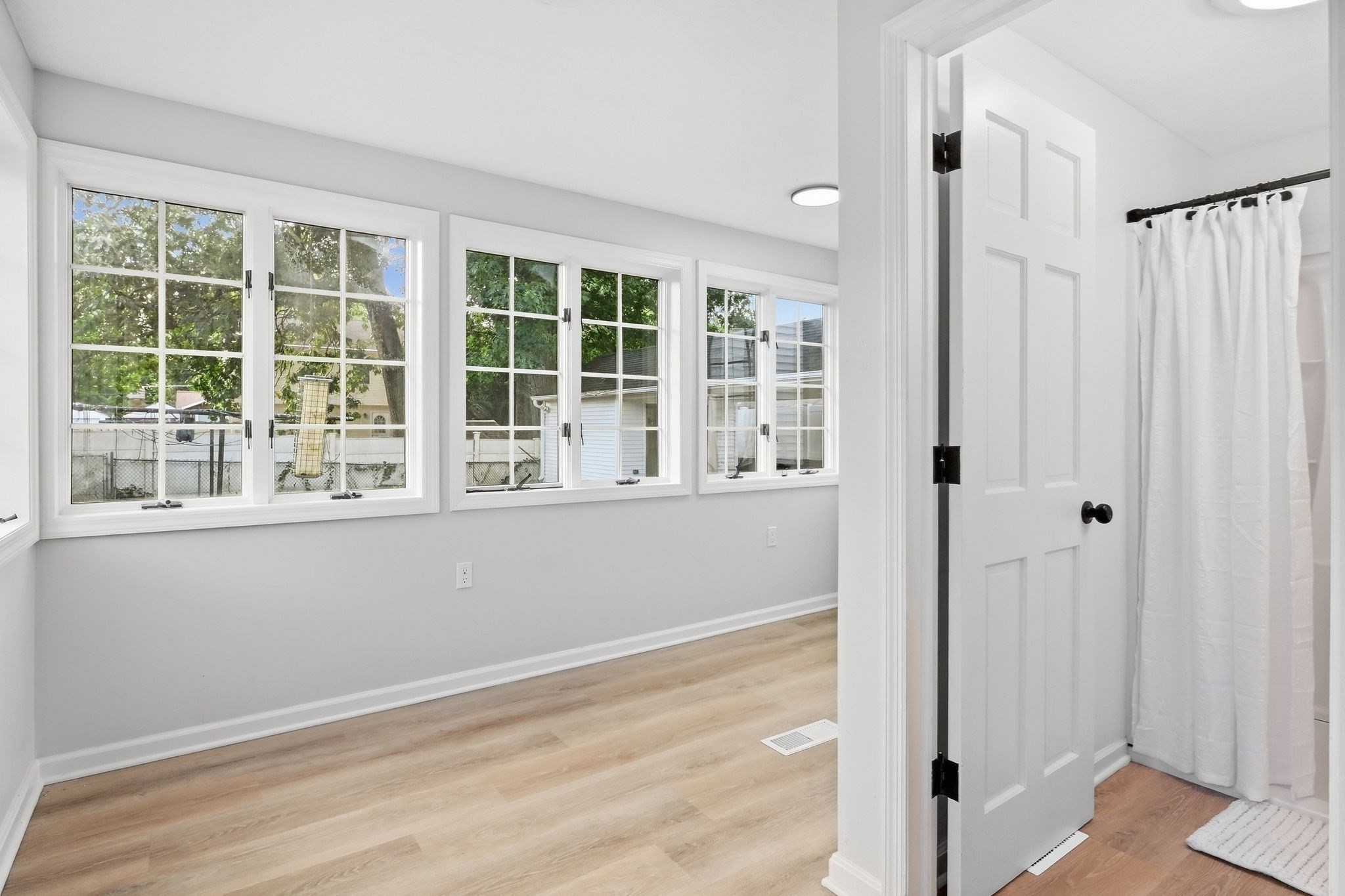 48 Dana St Property Photo 10